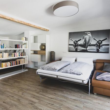 Modernes Loft Vor Den Toren Des Chiemgaus Tacherting Екстериор снимка