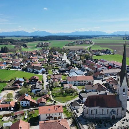 Modernes Loft Vor Den Toren Des Chiemgaus Tacherting Екстериор снимка